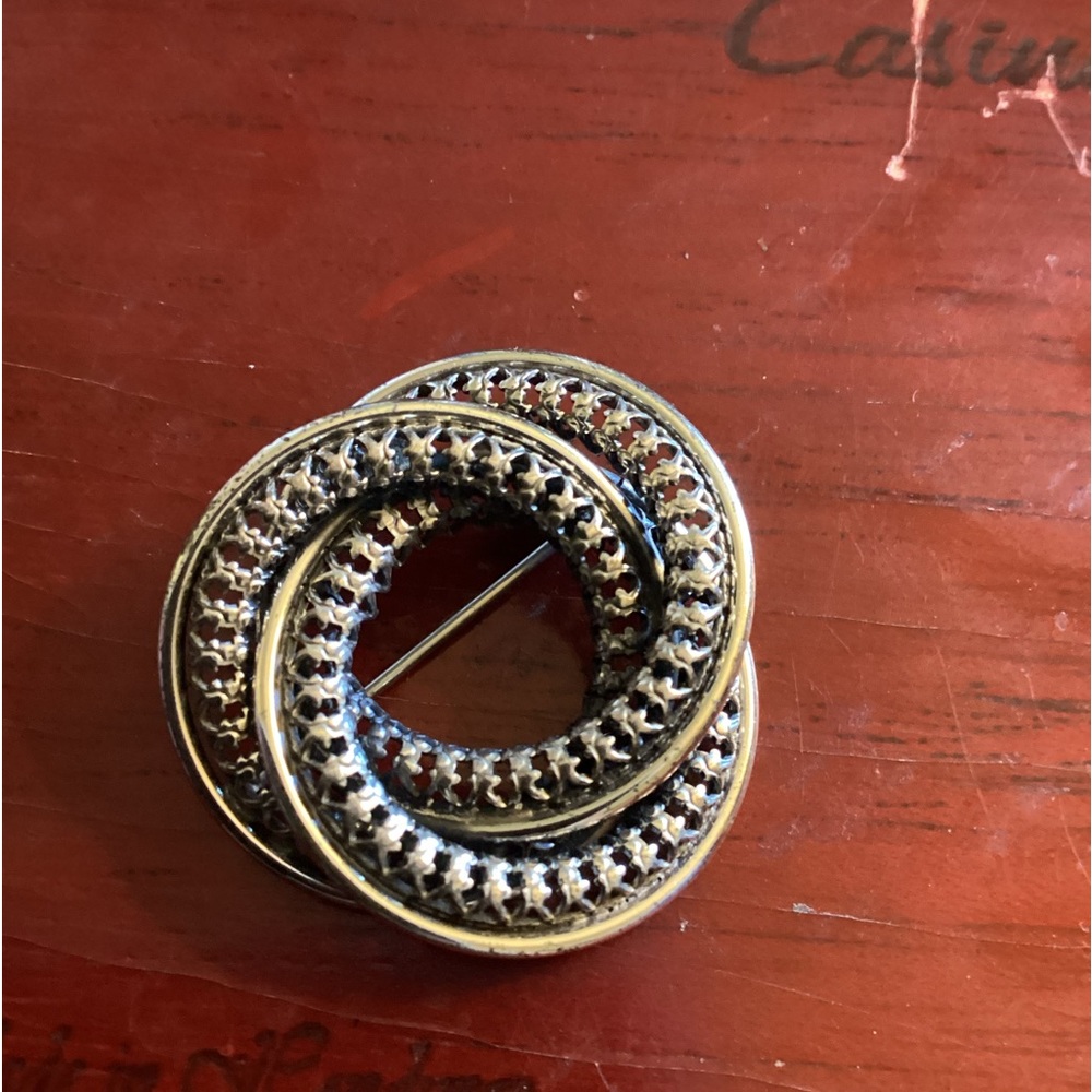 Sterling Silver Round Swirl Brooch